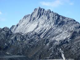 Carstensz Pyramid pic